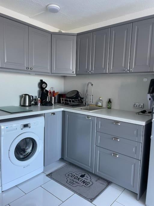 אגדה Superbe Appartement 6 Personnes Avec Piscine Secteur Richelieu, A 400M De La Plage Et A 650M Du Centre Port מראה חיצוני תמונה